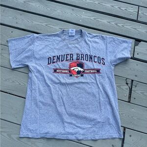 Vintage Denver Broncos T-shirt